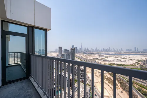 2 Bedrooms Apartment in The Crest Tower B