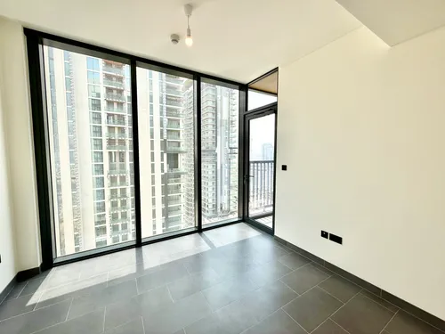 1 Bedroom Apartment in The Crest Tower C