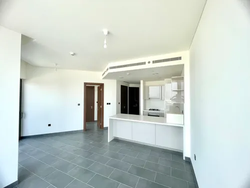 1 Bedroom Apartment in The Crest Tower A