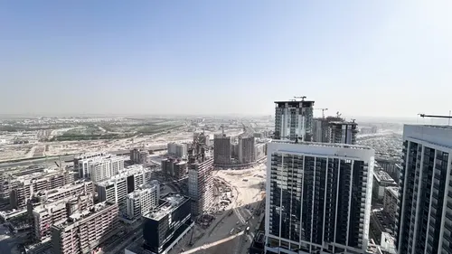3 Bedrooms Apartment in The Crest Tower A