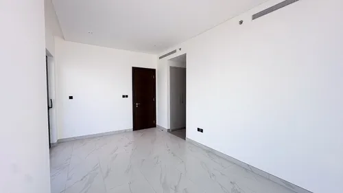 3 Bedrooms Apartment in The Crest Tower A