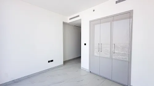 3 Bedrooms Apartment in The Crest Tower A