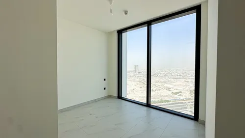 3 Bedrooms Apartment in The Crest Tower A