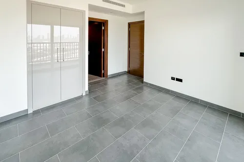 2 Bedrooms Apartment in The Crest Tower B