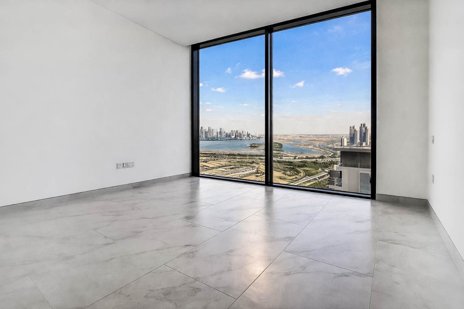 2 Bedrooms Apartment in Creek Vistas Grande