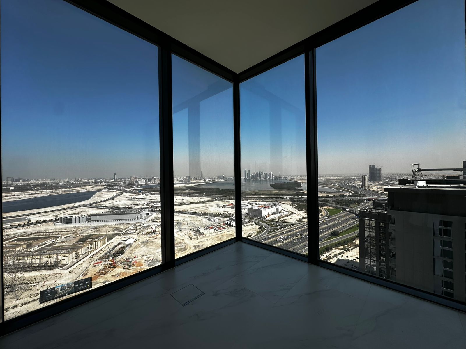 2 Bedrooms Apartment in Creek Vistas Grande