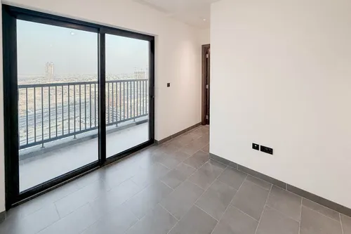 2 Bedrooms Apartment in The Crest Tower C