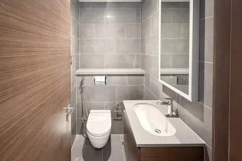 2 Bedrooms Apartment in The Crest Tower C