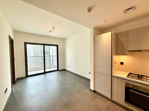 1 Bedroom Apartment in The Crest Tower C