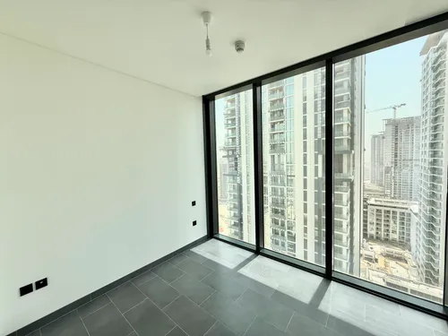 1 Bedroom Apartment in The Crest Tower C