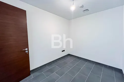 1 Bedroom Apartment in The Crest Tower C