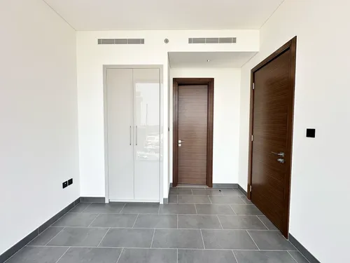 Contemporary | brand new| community view