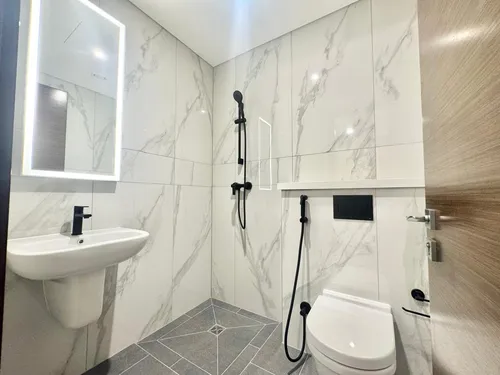 3 Bedrooms Apartment in The Crest Tower A