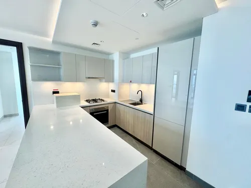 3 Bedrooms Apartment in The Crest Tower A