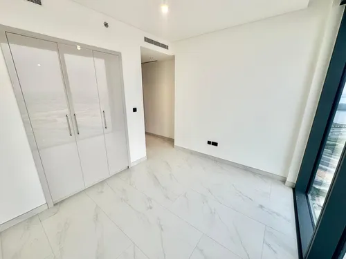 3 Bedrooms Apartment in The Crest Tower A