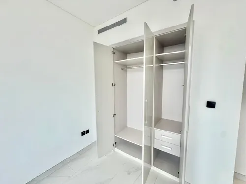 3 Bedrooms Apartment in The Crest Tower A