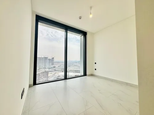 3 Bedrooms Apartment in The Crest Tower A