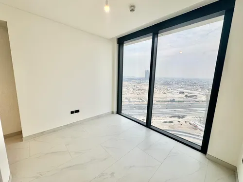 3 Bedrooms Apartment in The Crest Tower A