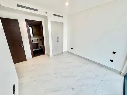 3 Bedrooms Apartment in The Crest Tower A