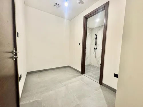 3 Bedrooms Apartment in The Crest Tower A