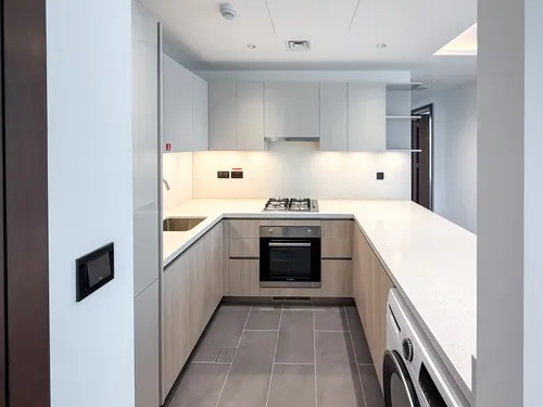 2 Bedrooms Apartment in The Crest Tower C