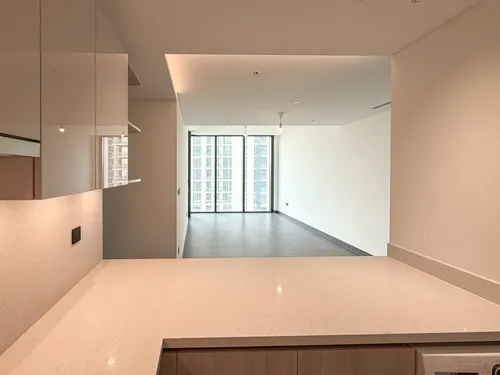 2 Bedrooms Apartment in The Crest Tower C