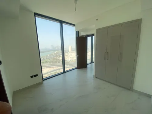 2 Bedrooms Apartment in The Crest Tower A