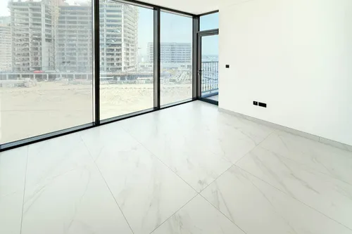3 Bedrooms Apartment in The Crest