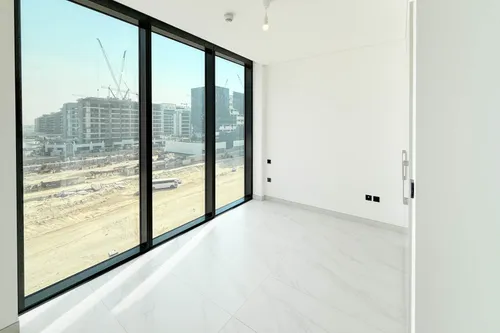 3 Bedrooms Apartment in The Crest