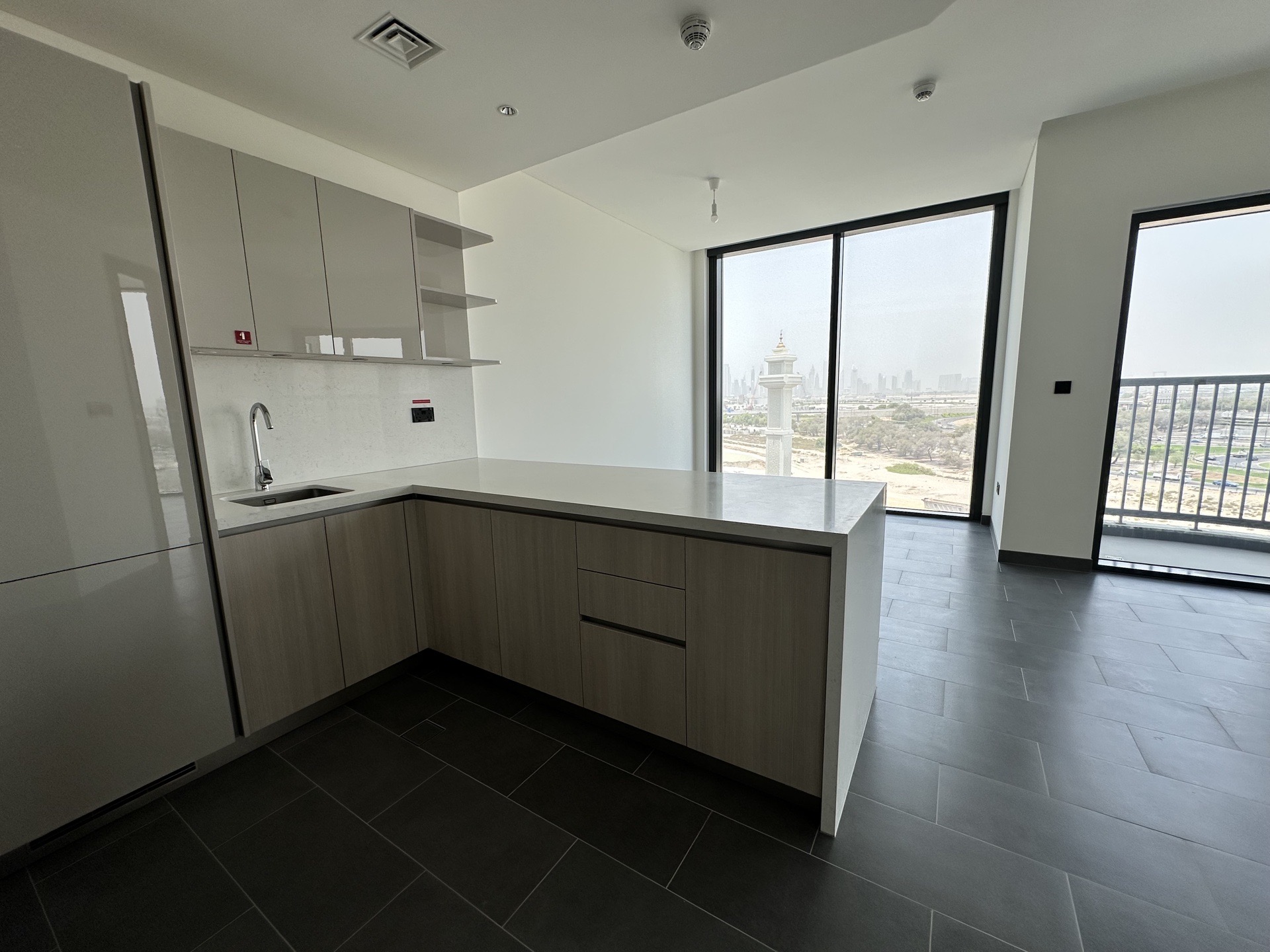 1 Bedroom Apartment in The Crest Tower A