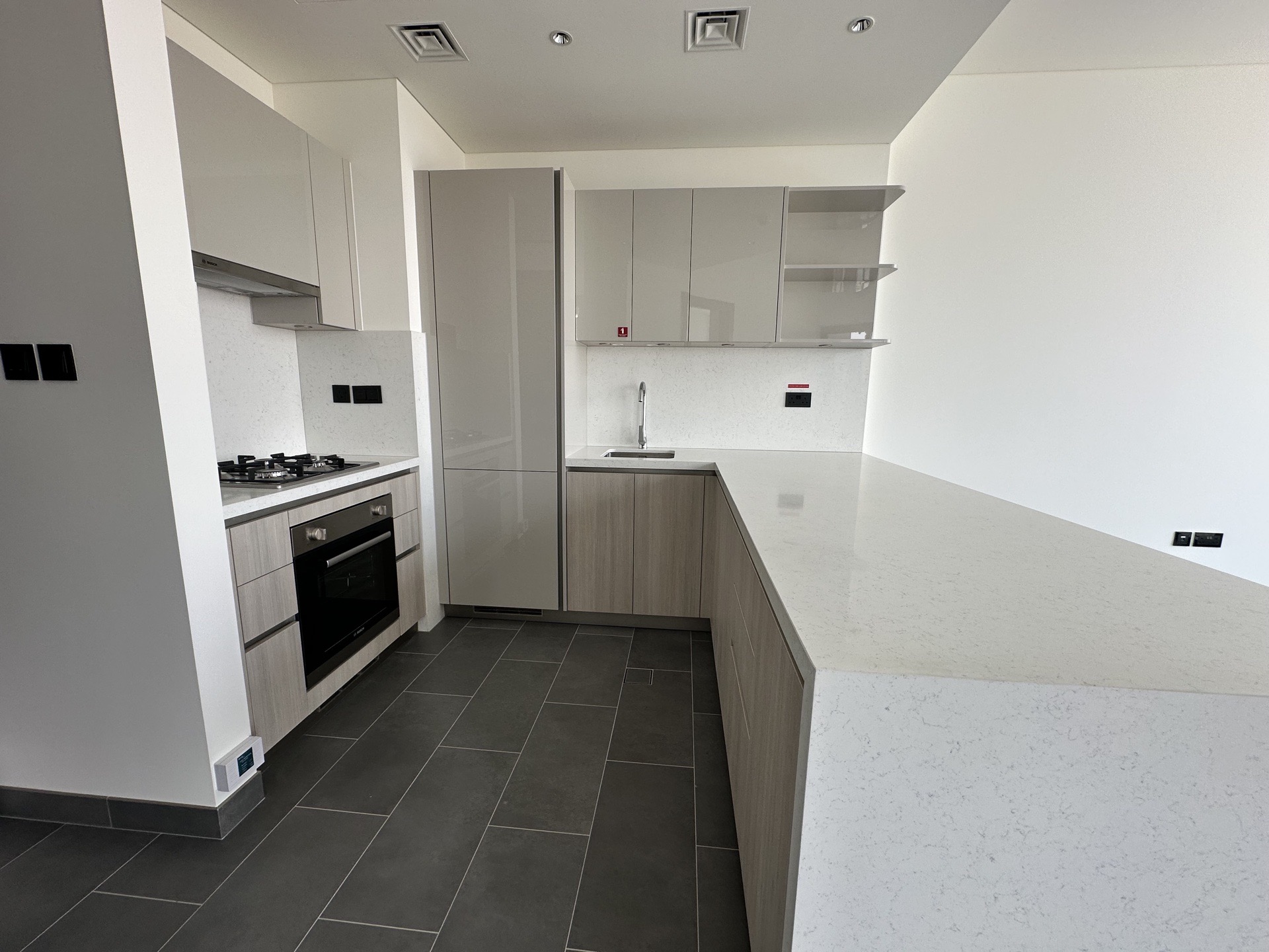 1 Bedroom Apartment in The Crest Tower A