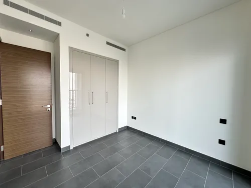1 Bedroom Apartment in The Crest Tower C