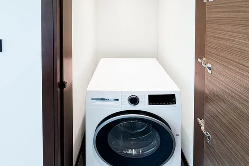 1 Bedroom Apartment in The Crest Tower C