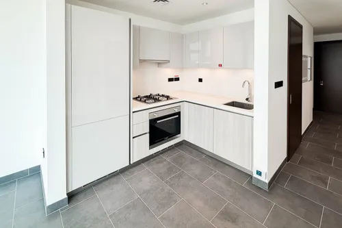 1 Bedroom Apartment in The Crest Tower C