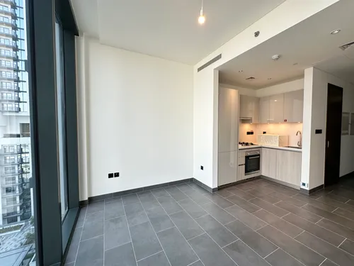 1 Bedroom Apartment in The Crest Tower C