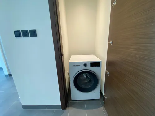 1 Bedroom Apartment in The Crest Tower C