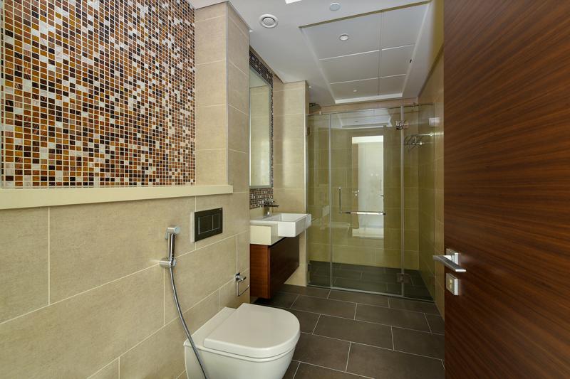 2 Bedrooms Apartment in Hartland Greens 1