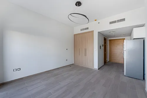  Apartment in Azizi Aura