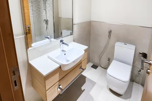  Apartment in Azizi Aura