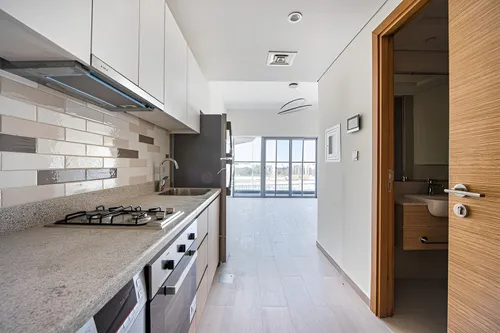  Apartment in Azizi Aura