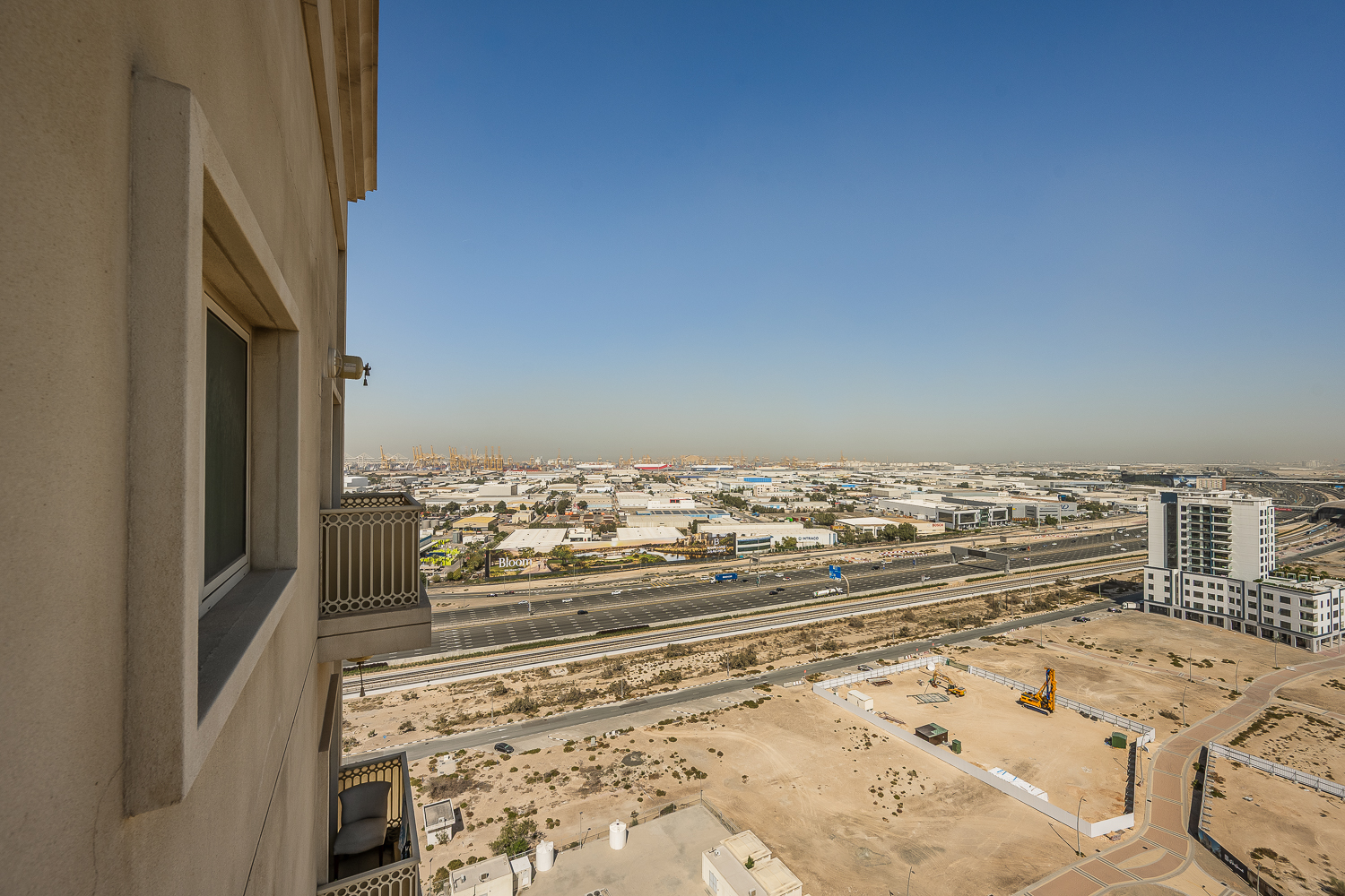 3 Bedrooms Apartment in Suburbia Tower 1