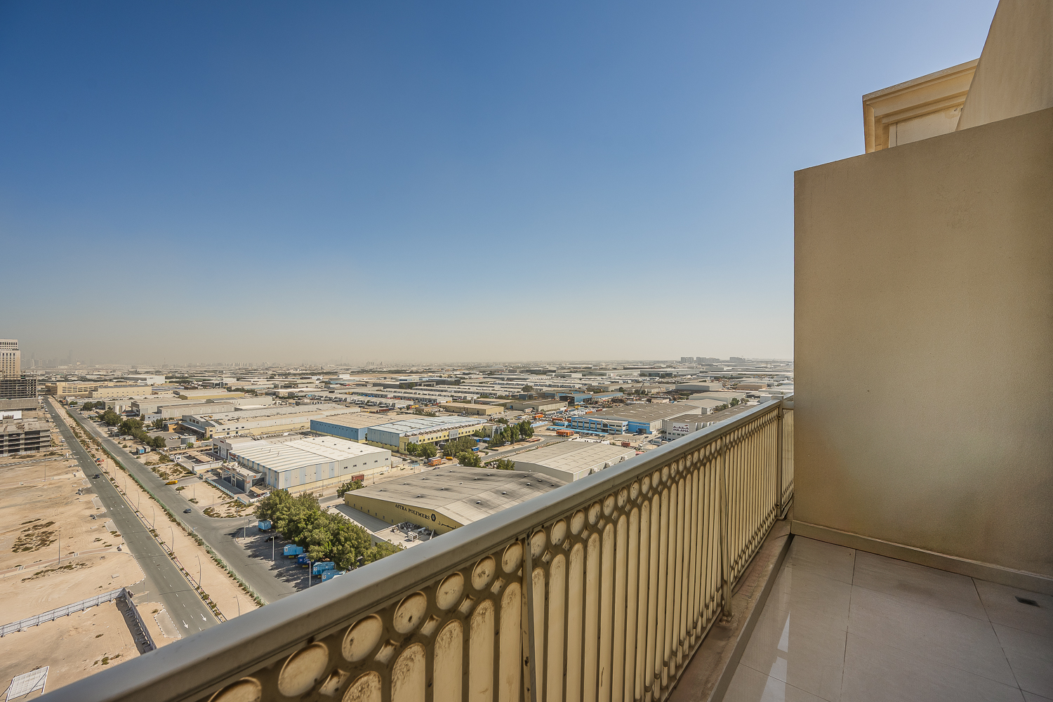 3 Bedrooms Apartment in Suburbia Tower 1