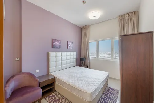 3 Bedrooms Apartment in Suburbia Tower 1