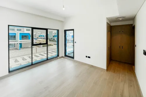 5 Bedrooms Townhouse in Santorini 1