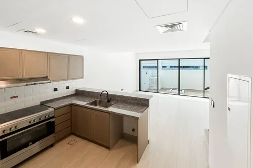 5 Bedrooms Townhouse in Santorini 1