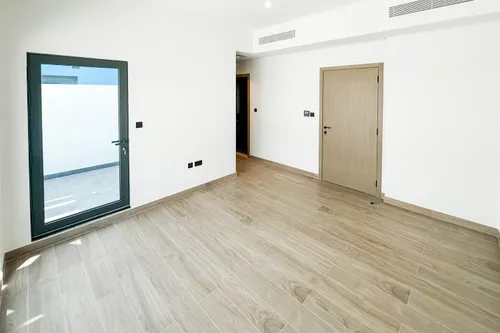 5 Bedrooms Townhouse in Santorini 1