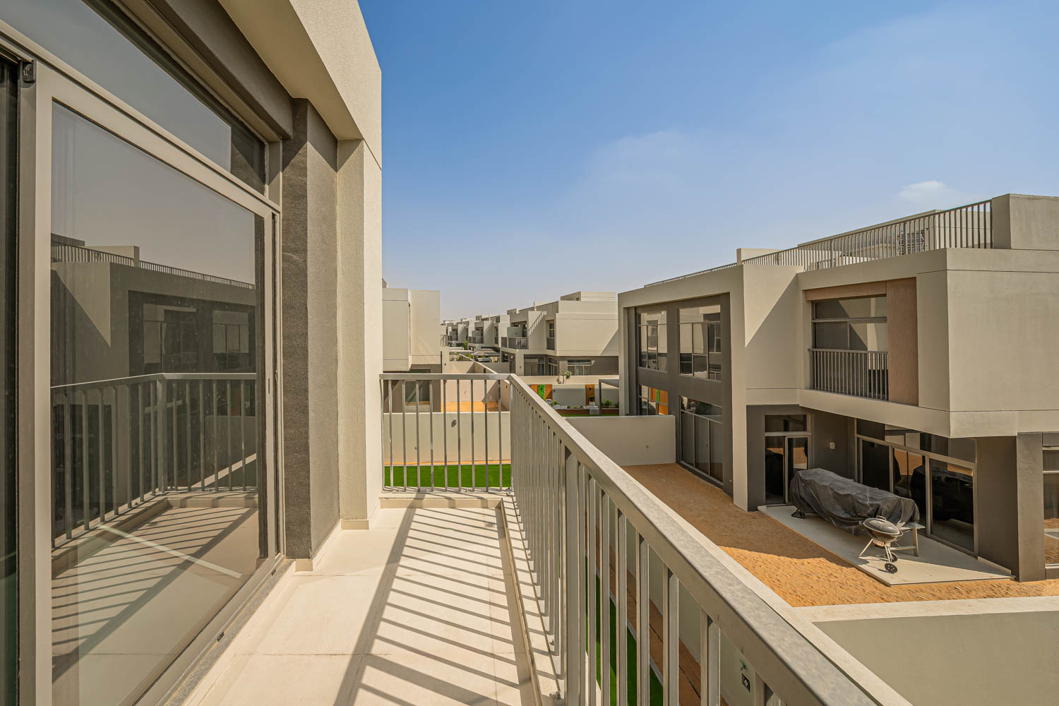 4 Bedrooms Townhouse in The Pulse Beachfront 2