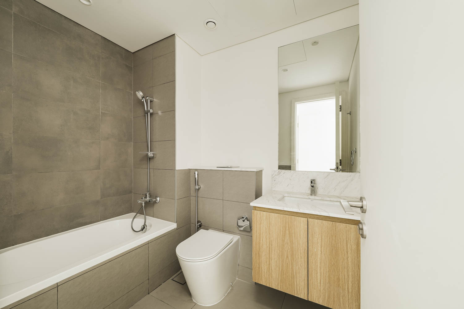 4 Bedrooms Townhouse in The Pulse Beachfront 2