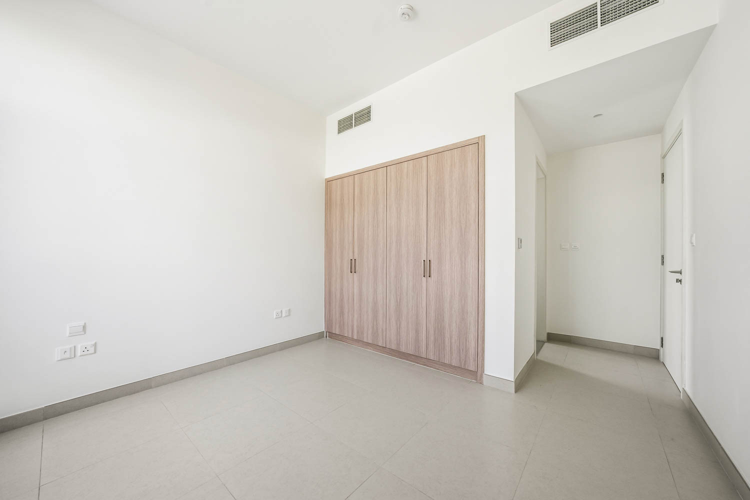 4 Bedrooms Townhouse in The Pulse Beachfront 2