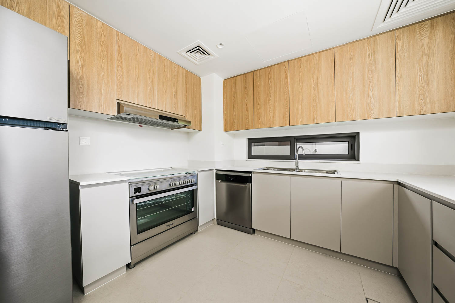 4 Bedrooms Townhouse in The Pulse Beachfront 2